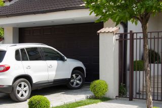 Do Cars That Park in Garages Last Longer?