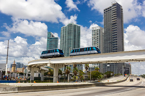 moving car miami
